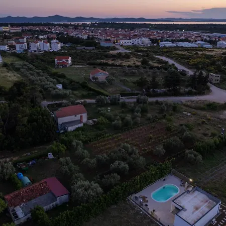 Akadia Holiday - Heated Pool * Zadar